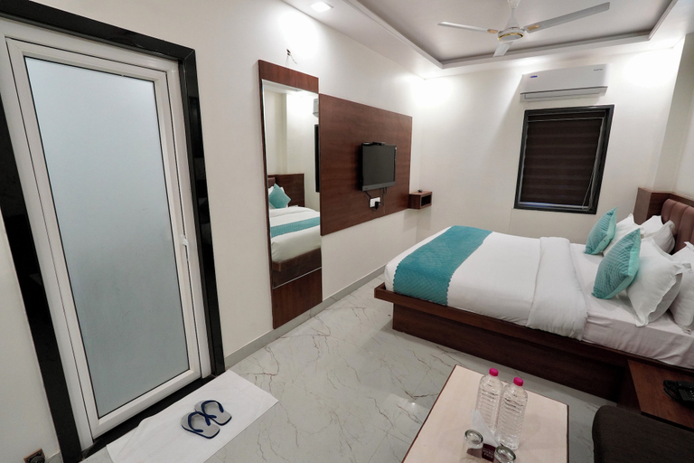 Bedroom 3, Hotel Samrat, Ajmer