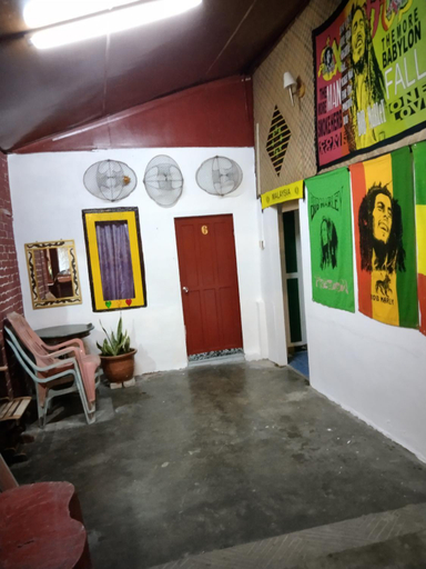 Others 4, SPOT ON 89716 Nazri Nipah Camp, Manjung
