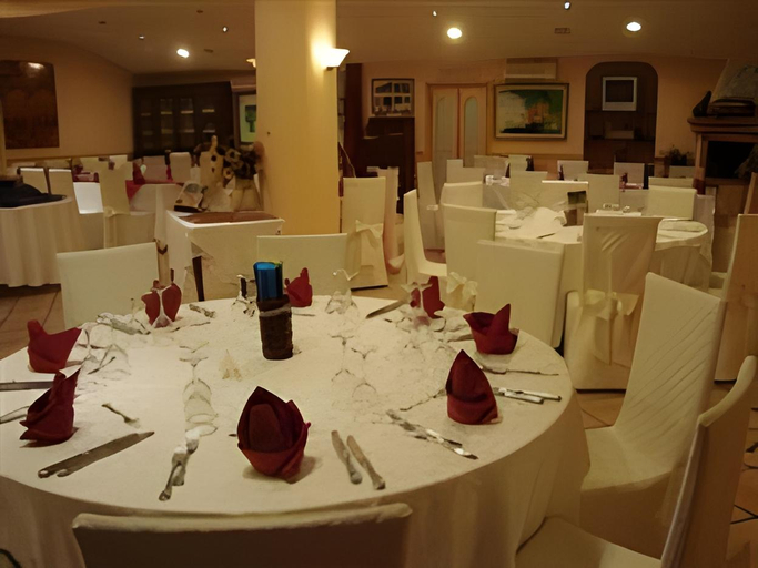 Food & Drinks 5, Hotel Pineta, Ancona