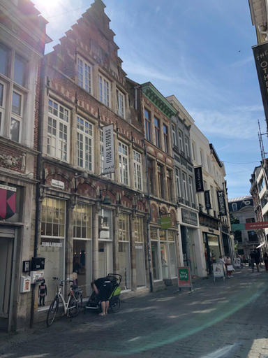 Others 4, Merveilleux, Oost-Vlaanderen