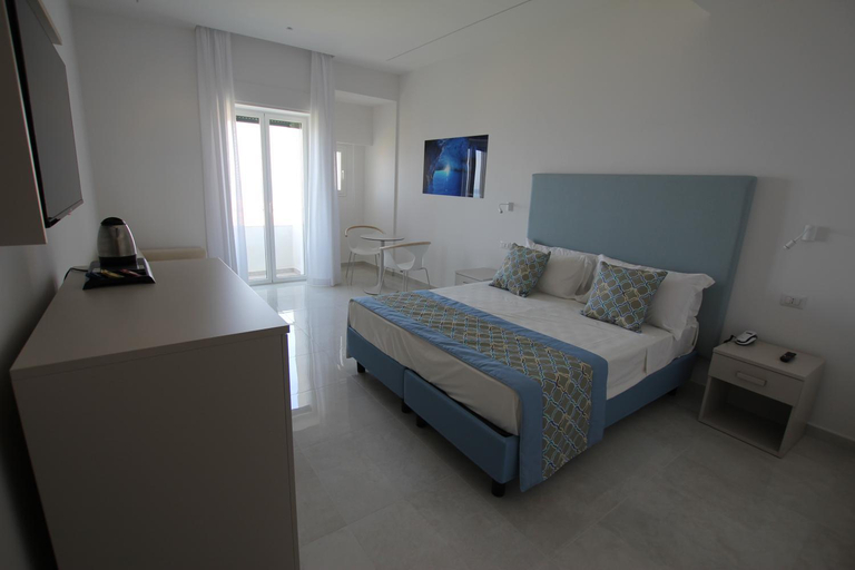 Bedroom 4, Hotel Lucia, Napoli