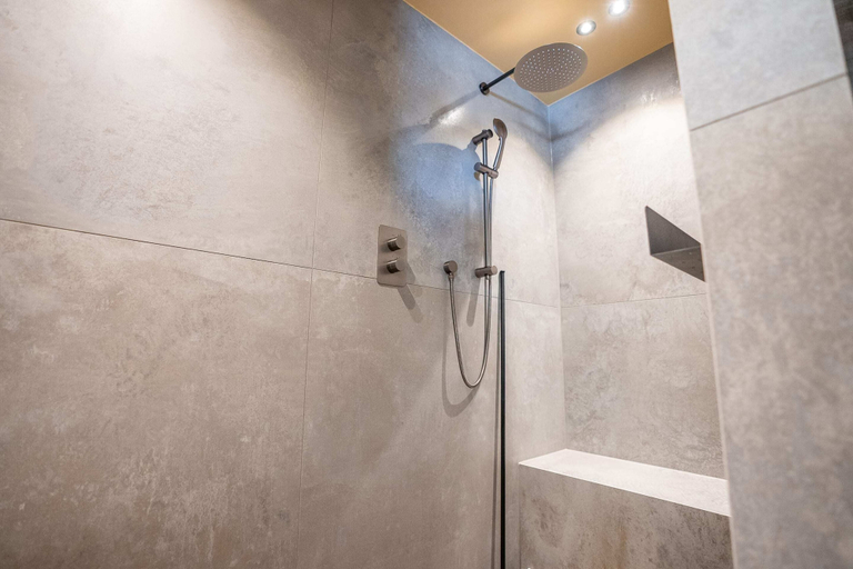 Bathroom 3, Chalet Onno, Raron