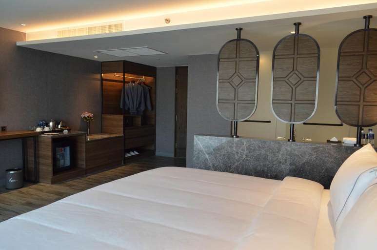 Bedroom 9