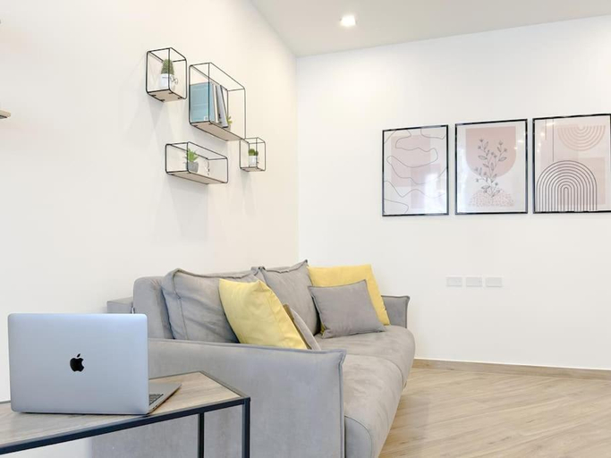 Others 4, [Lusso in Centro Storico] - WIFI - AC, Savona
