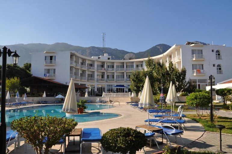 Exterior & Views 2, Hotel Sempati