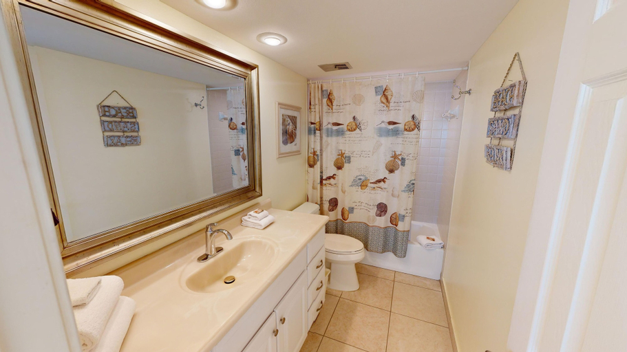 Bathroom 4, Beach House 602a 2 Bedroom Condo, Walton