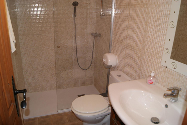 Bathroom 2, Casas Rurales Los Cortijos, Albacete