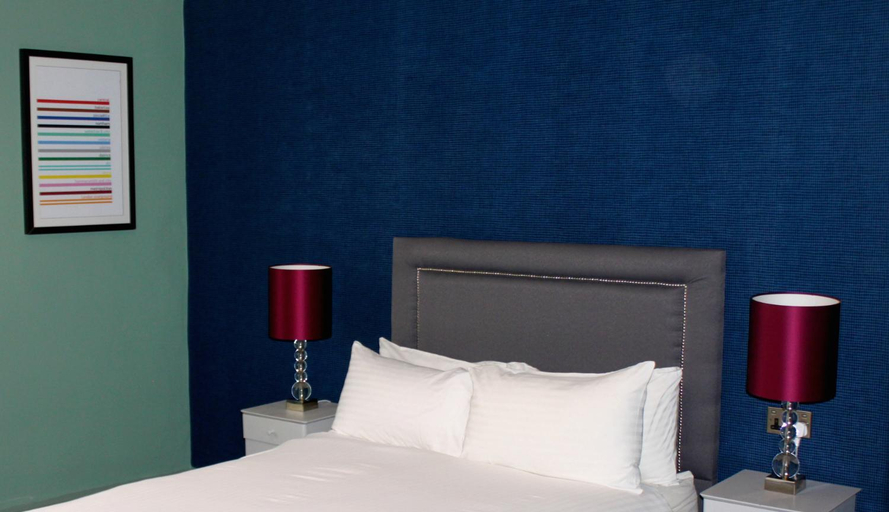 Bedroom 2, Kings Arms, London