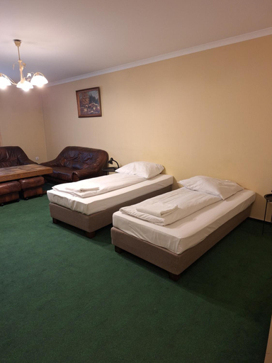 Bedroom 2, Hotel Malwa, Ostrów Wielkopolski