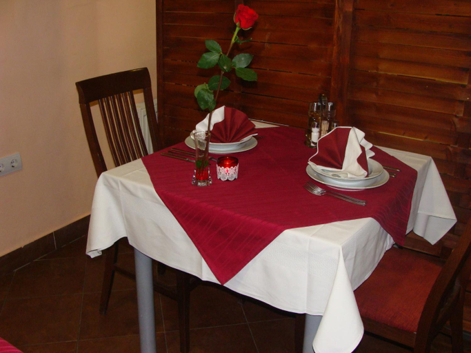 Food & Drinks 3, Lugarnica, Zagreb