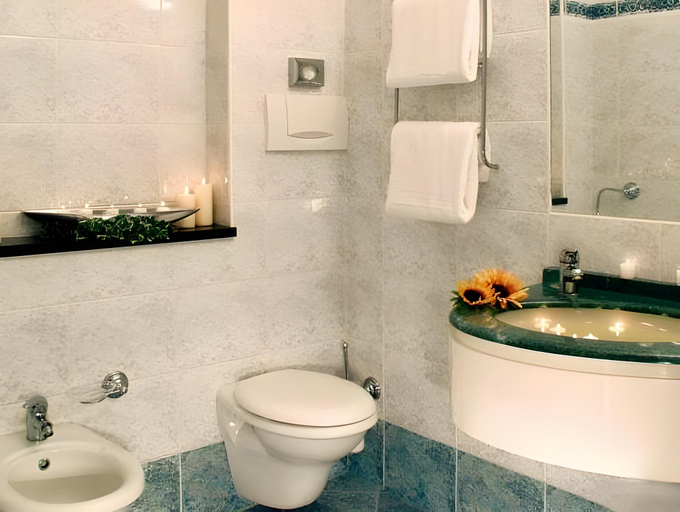 Bathroom 4, Hotel Thea, Rimini