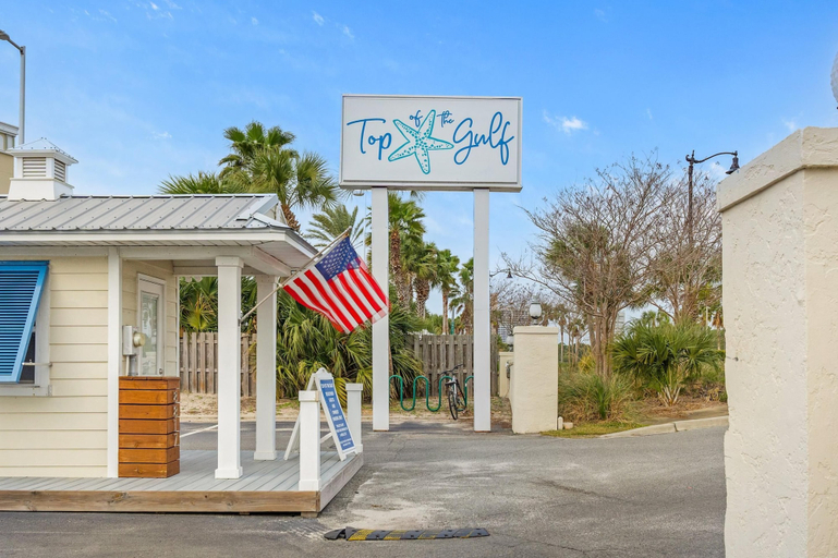 Exterior & Views 2, Top of the Gulf Beach Resort by PHG, Bay