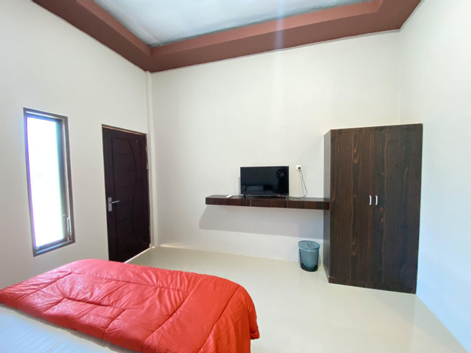 Bedroom 12
