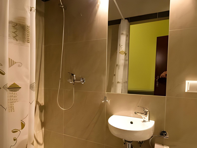 Bathroom 3, Bed&Breakfast Mikunda, Chrzanów