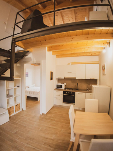 Others 4, FLATS 15 - New Opening, Rome