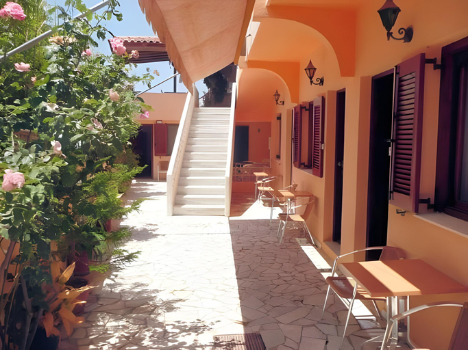 Others 5, Krinelos Rooms, North Aegean