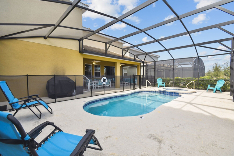 Sport & Beauty 4, 7704oml-solterra Resort 7 Bedroom Home by RedAwning, Polk