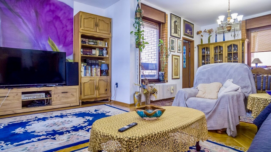 Others 4, 105 m2 Apartment in a Diplomatic Area, Belgrade