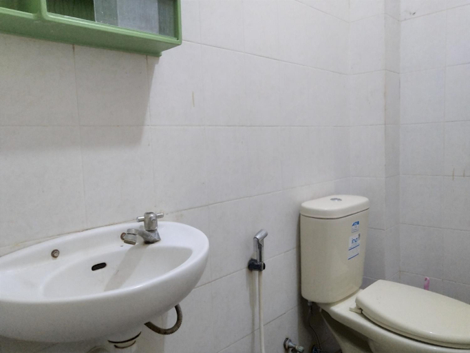 Bathroom 21