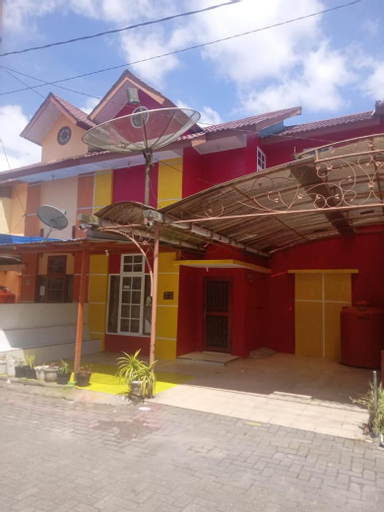 Exterior 4