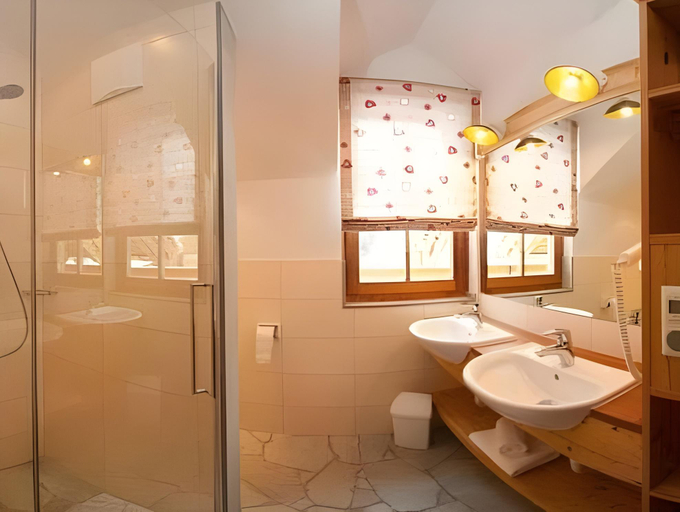 Bathroom 3, Feriendorf Holzlebn, Sankt Johann im Pongau