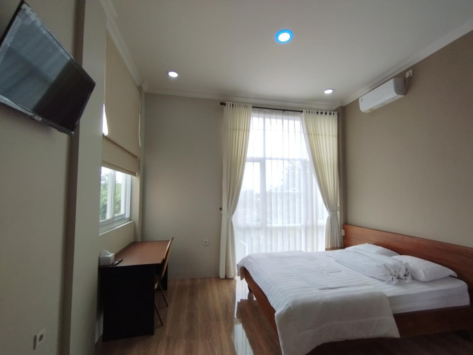 Bedroom 9
