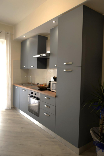 Others 4, Green and Blue Apartment - Metro C, Free Parking and Wifi, Rome