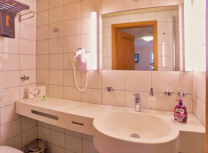 Bathroom 3