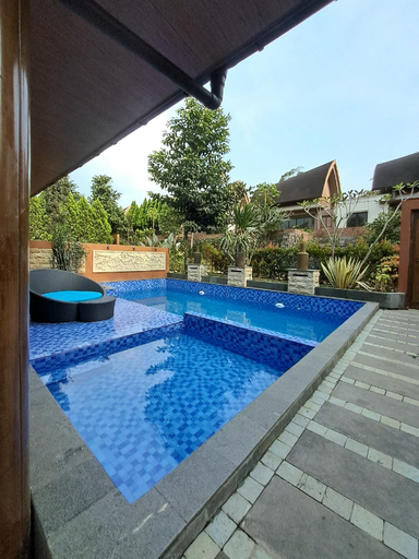 Sport & Beauty 2, THE VARANA 4BR Private Pool Villa Vimala Hills, Bogor