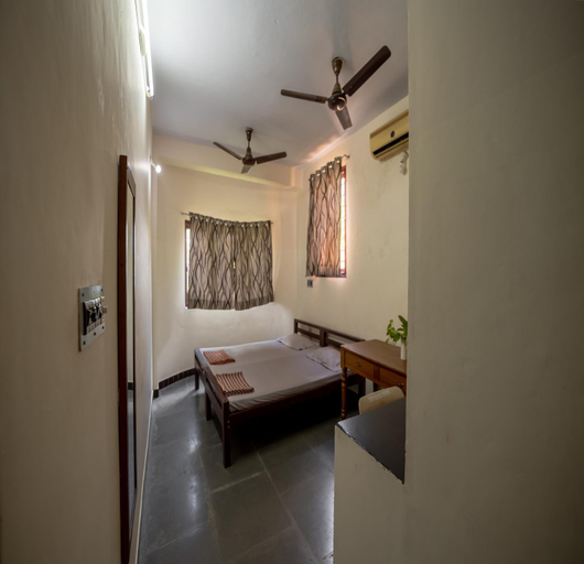 Bedroom 12