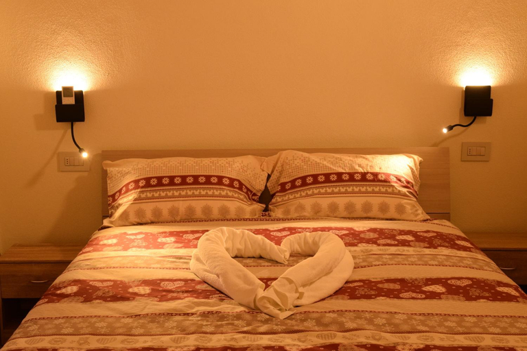 Others 5, B&B Da Nora, Savona