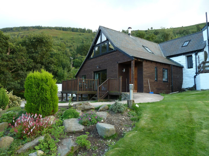 Others 4, Dee Valley Cottages, Denbighshire