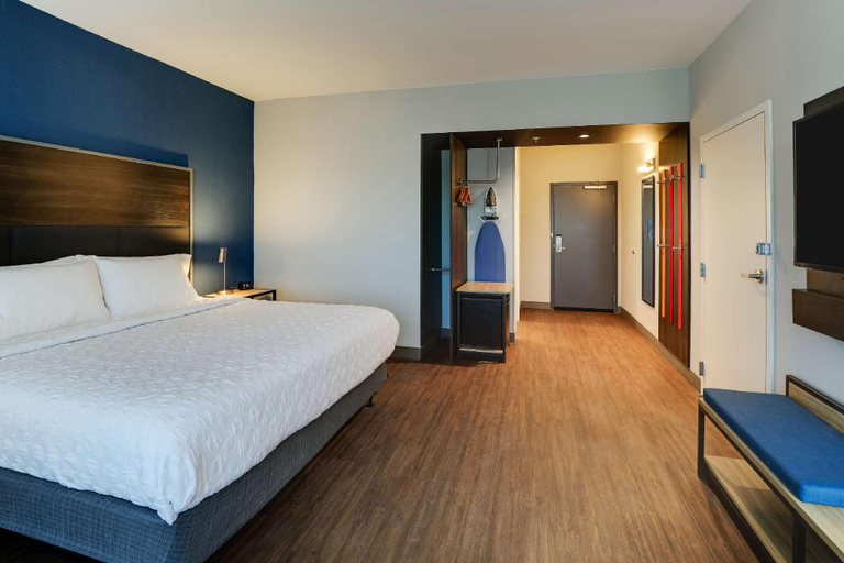 Bedroom 17