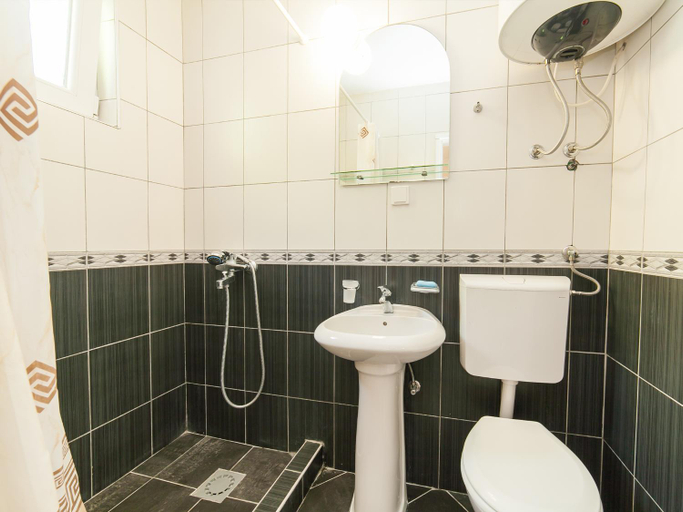 Bathroom 2, Apartments Midzor