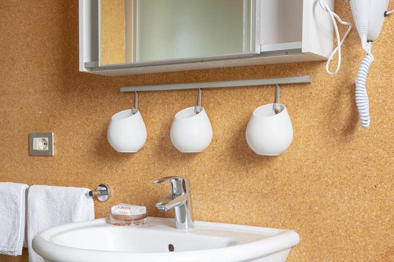 Bathroom 11