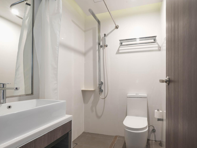 Bathroom 5