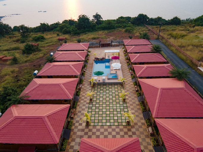 Swimming Pool 9