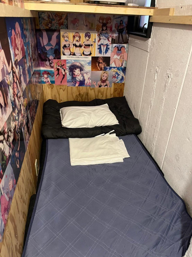 Others 4, Hostel Bedgasm, Taitō