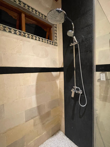 Bathroom 7