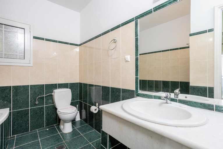 Bathroom, Villa Kerkyroula, Ionian Islands