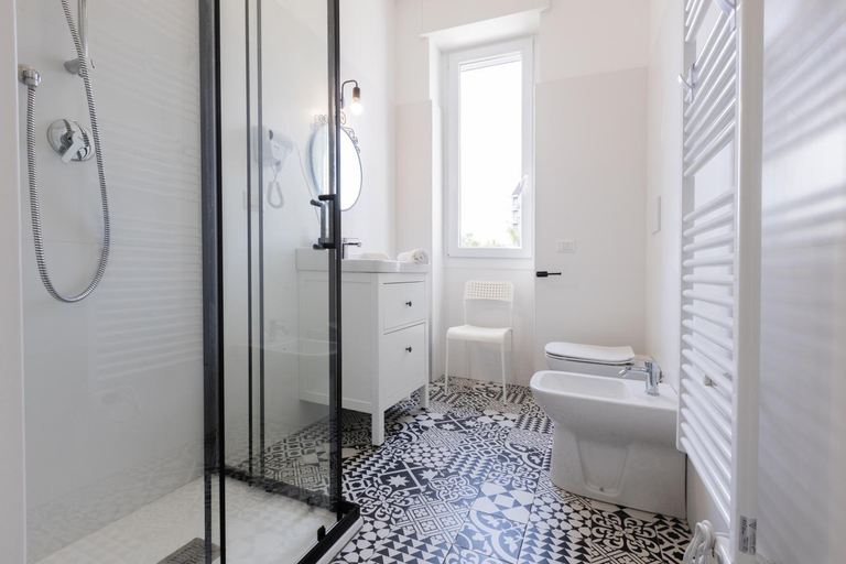 Bathroom 2, A Modo Nostro, Milano