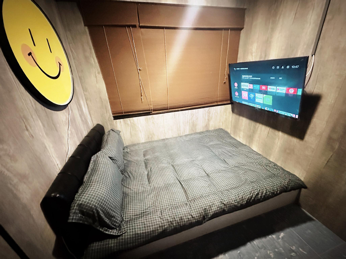 Bedroom 9