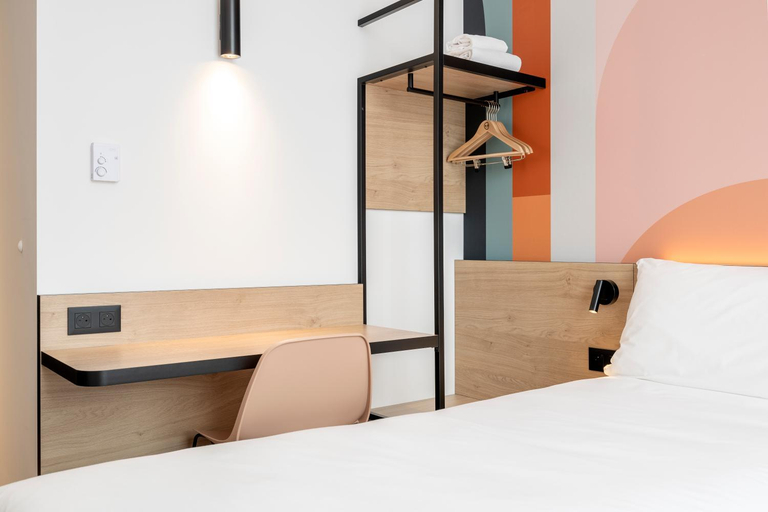 Bedroom 18