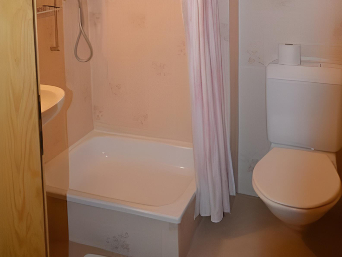 Bathroom 3, Albergo Posta, Bernina
