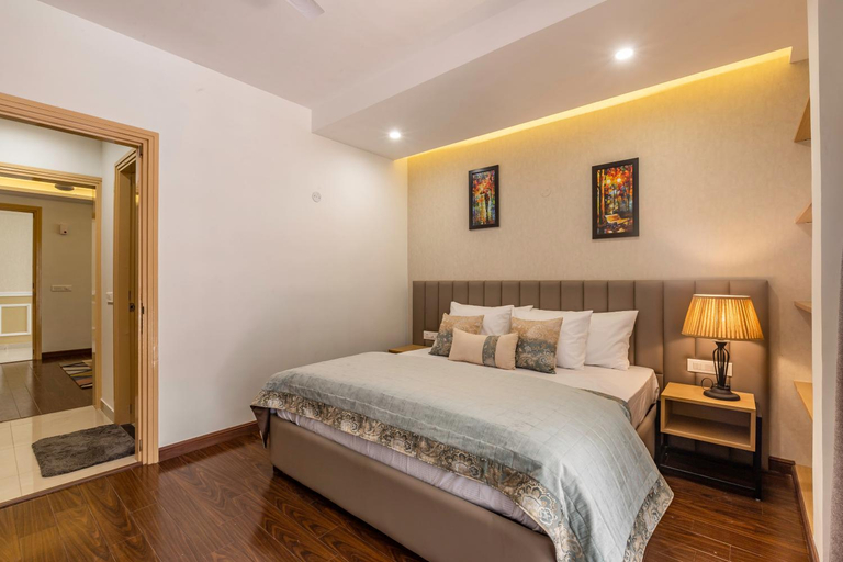 Bedroom 2, Pine Maderas by Embrace, Solan