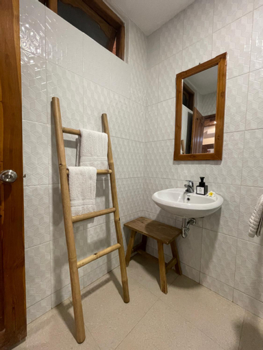 Bathroom 5