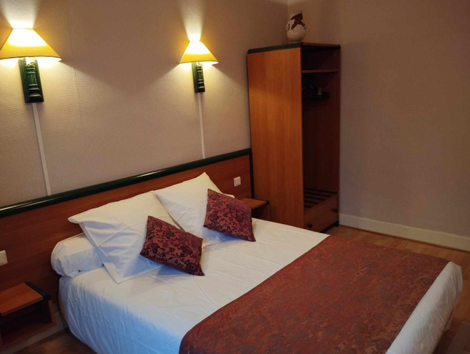 Bedroom 4, Hotel Moderne, Aveyron