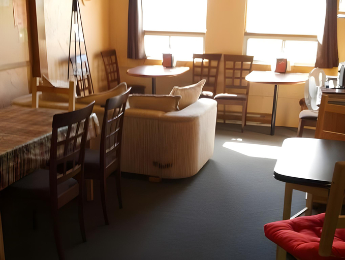 Others 4, Bear Country Inn, Division No. 23