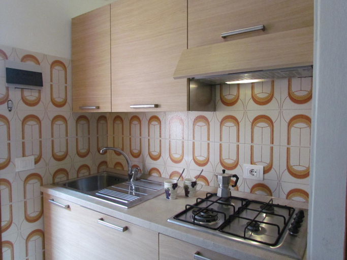 Kitchen 3, Villaggio Solarium, Venezia