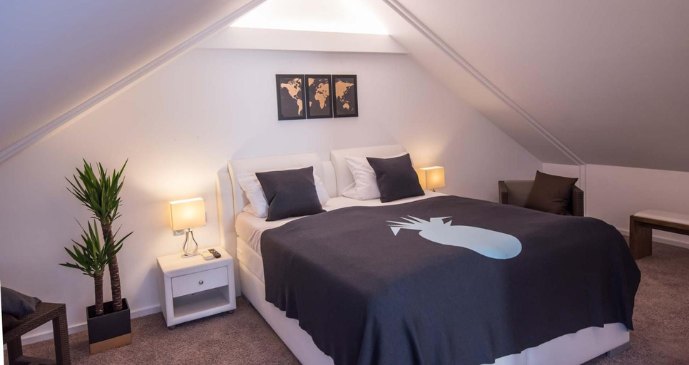 Bedroom 11